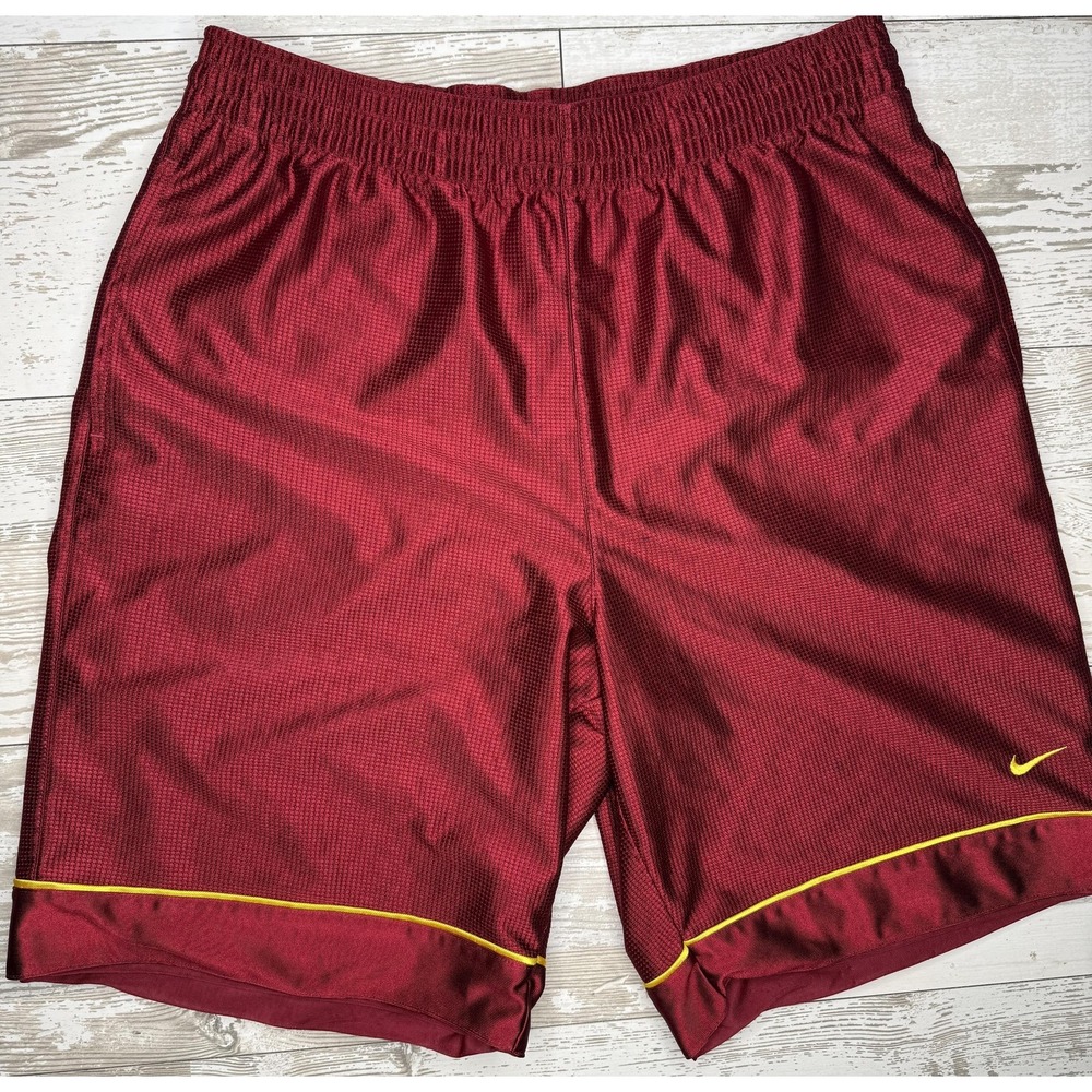 Nike Shorts Mens Medium Red Mesh Athletic Elastic Waist Basketball Gym Training